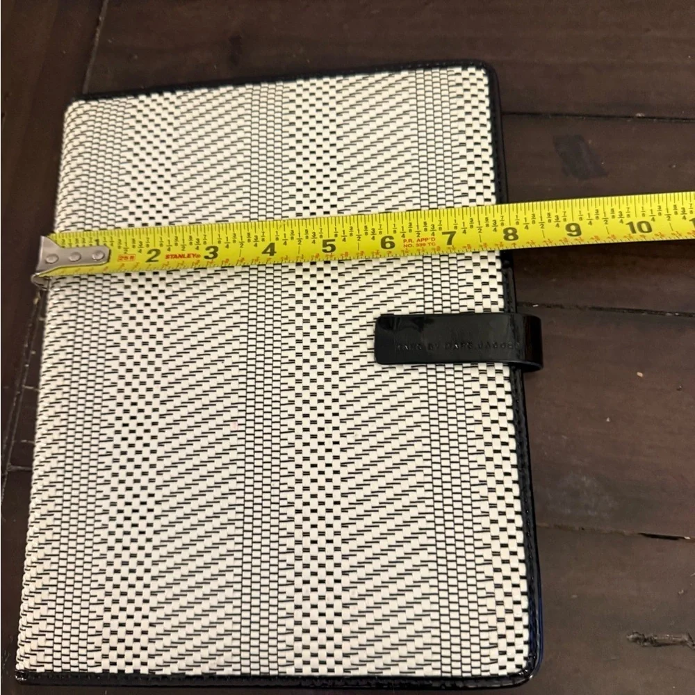 Marc by Marc Jacobs Woven iPad Tablet Folio Case Black Ivory